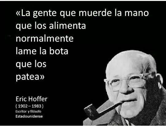 No existe traidor que no sea cobarde..