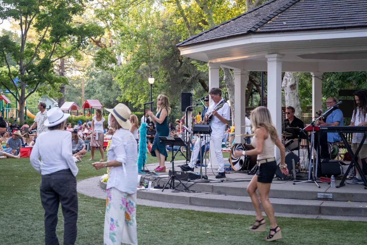 Calistoga Spa tweet media