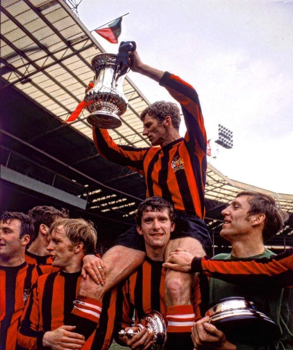PhythianAnthony's tweet photo. Man City Honours

FirstDiv/Prem Lge x 8
FA Cup x 6
League Cup x 8
European Cup winners cup X 1
Charity Shield x 6

First FA Cup 1904
First league title 1937
First league cup 1970

Highest attendance 84,569
Vs Stoke City 1934

Apparently this club has no history, i see plenty https://t.co/rMmVgZdVrq