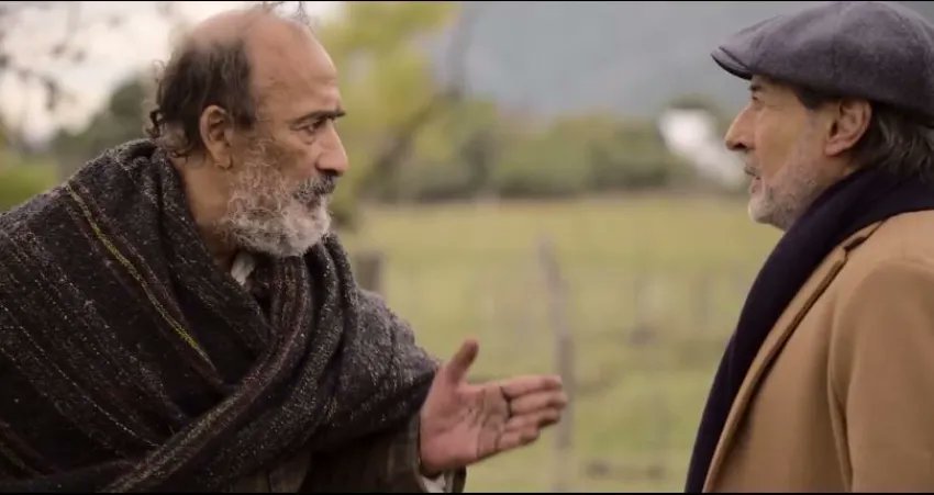 - ¿Acaso no le dije que bajaba el zonda el viernes? Usted vaya y avise a la gente
- Si Don Norte!.. pero en las zonas de corte de luz y sin internet ¿Cómo acceden "Escuela Digital"?