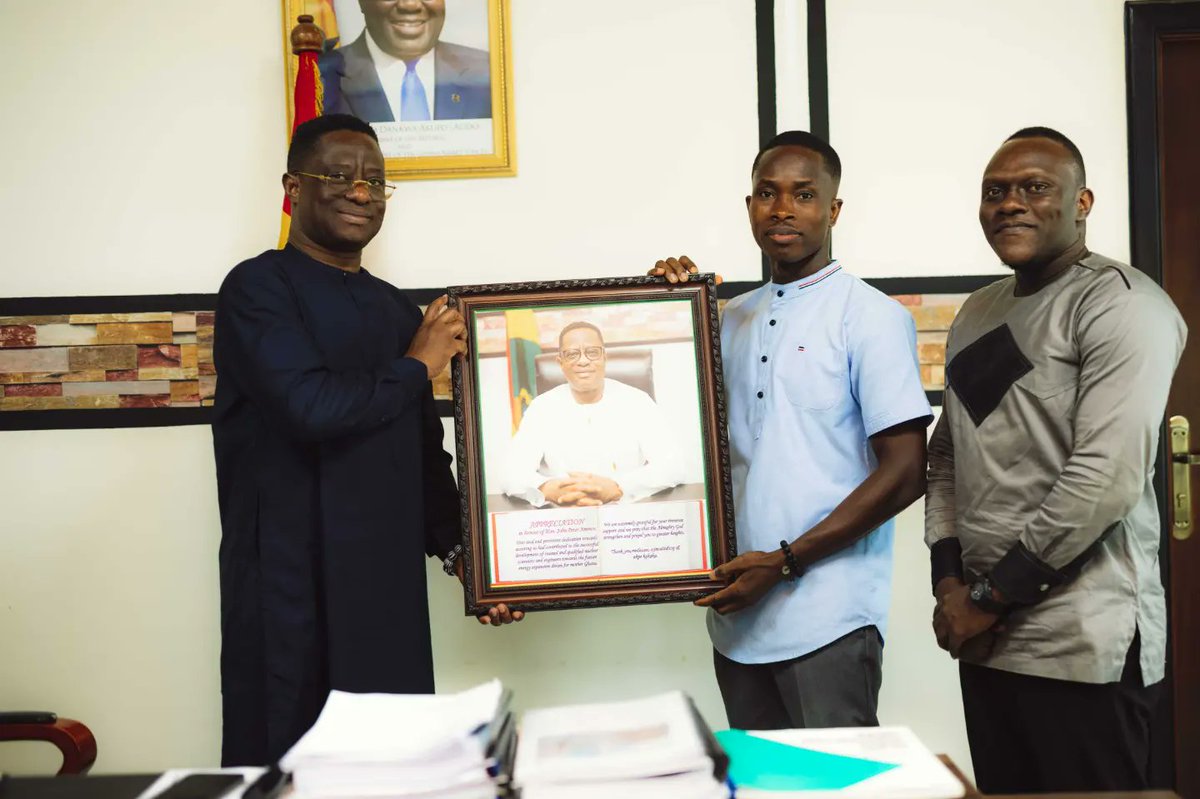 Yesterday,
I received in my office two(2) 
Russian Trained Nuclear Engineers by the name Bright Kwame Afornu(from Wegbe-Hohoe constituency) and Michael Nii Sanka Ansah who through my assistance secured a monthly stipend scholarship from the Ghana Scholarship Secretariat. #Ghana