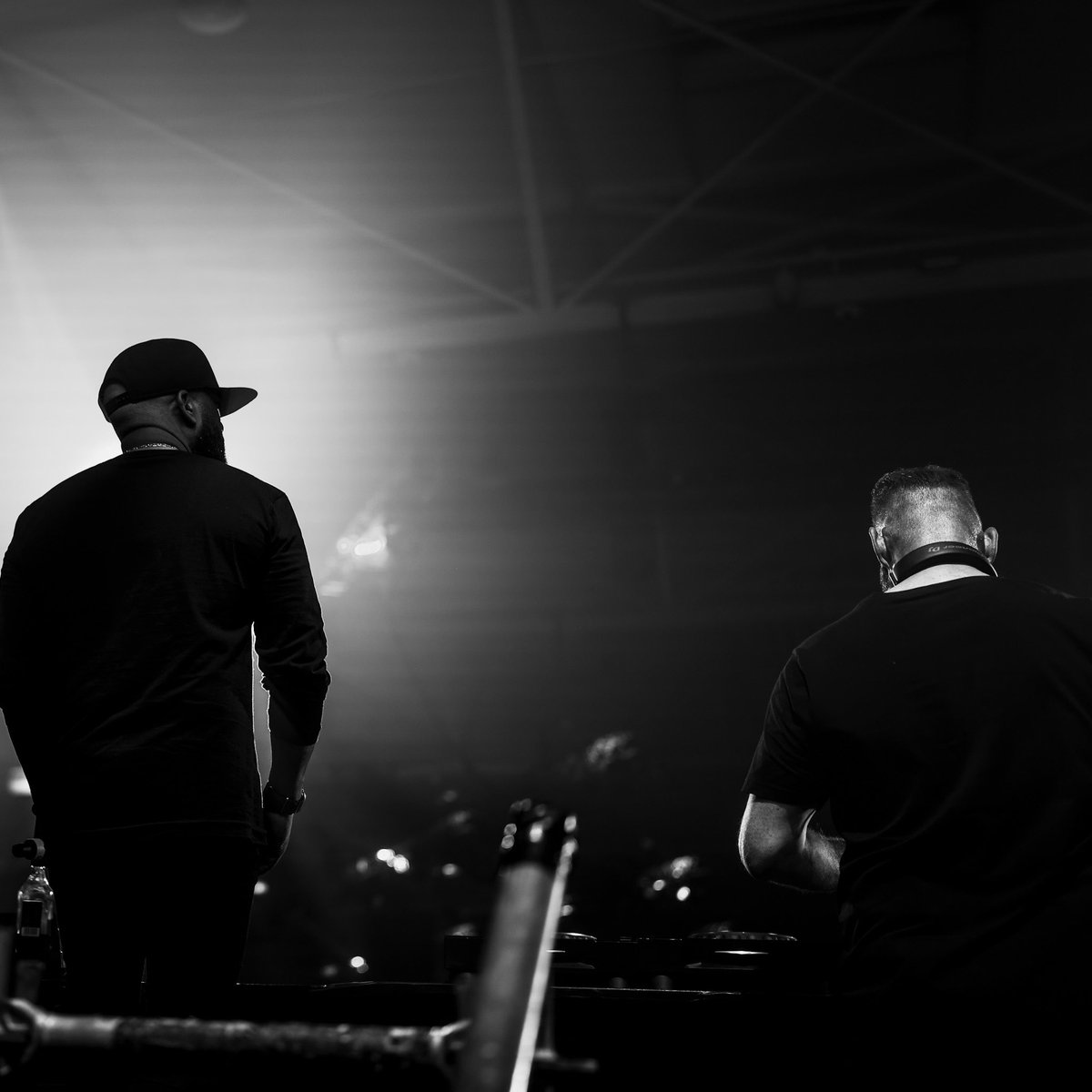 YOUR MONTHLY HARDCORE FIX IS BACK WITH THE LATEST AND GREATEST! 
INCLUDING OUR DEADLIMIT REMIX FOR NOISIA &amp; THE UPBEATS!  

ENJOY EXTREME AUDIO 105

🙋🏻‍♂️🙋🏾‍♂️

#EA  #DJMIX #EXTREMEAUDIO 

youtu.be/tgZzoWoL6o8