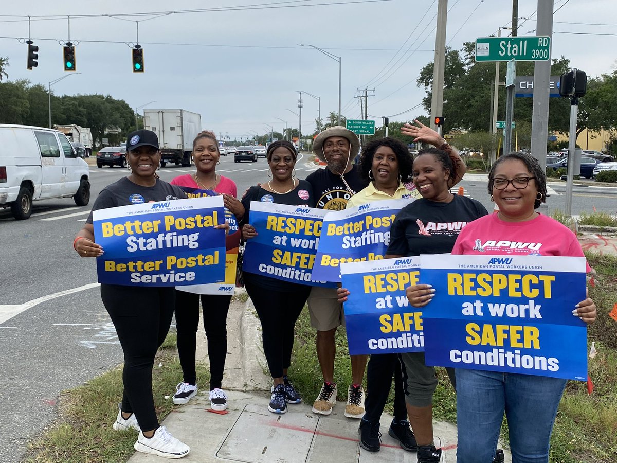 Esteen2oo's tweet photo. @APWUnational Tampa Florida APWU Workers Memorial Day Rally! https://t.co/vHj7RbymSk