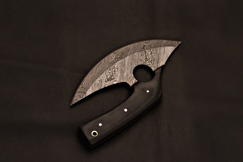 ShoponeOnline's tweet photo. Handmade Damascus Steel Ulu Knife With Micarta Handle

#axe #ax #umbanda #o #candombl #exu #ogum #oxum #umbandasagrada #candomble #orixas #f #orix #s #amor #bahia #pombagira #orixa #xango #oxossi #iemanja #knife #sarava #axethrowing #oxala #umbandista #handmade #laroye #fe #carn https://t.co/XrtUPPaiHp