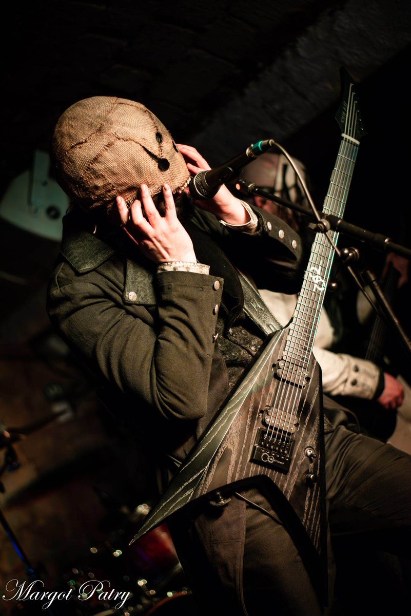 weareexanimis's tweet photo. Live at @Le_Klub, 13.04.23.
Merci Margot Patry pour les 📸
- - -
#weareExanimis #deathmetal #live #photography #Paris #show #metal #concert #livepictures https://t.co/Y2xwGjVeR4