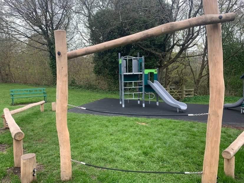 MoveMoreGlossop's tweet photo. A beautiful new play area has opened this week Jodrell Road in Whaley Bridge 🥳👏
Improving our local environment, and helping our children to be happy and healthy 🛝😊

#MoveMoreHighPeak 
#CommunityWellbeing
@HighPeakBC 

https://t.co/vUJvkyFscO https://t.co/hUX1inrd6j