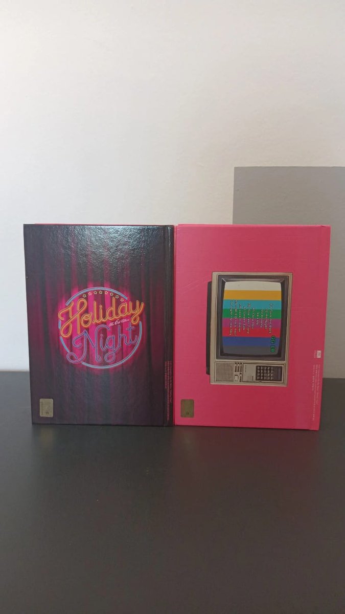 [Pronta entrega] Álbum Holiday Night [CD / GIRLS' GENERATION]

💵 105 cada
📦 Envio somente pela Shopee
🔄 Segunda mão 
✨ Link: shopee.com.br/product/590320…