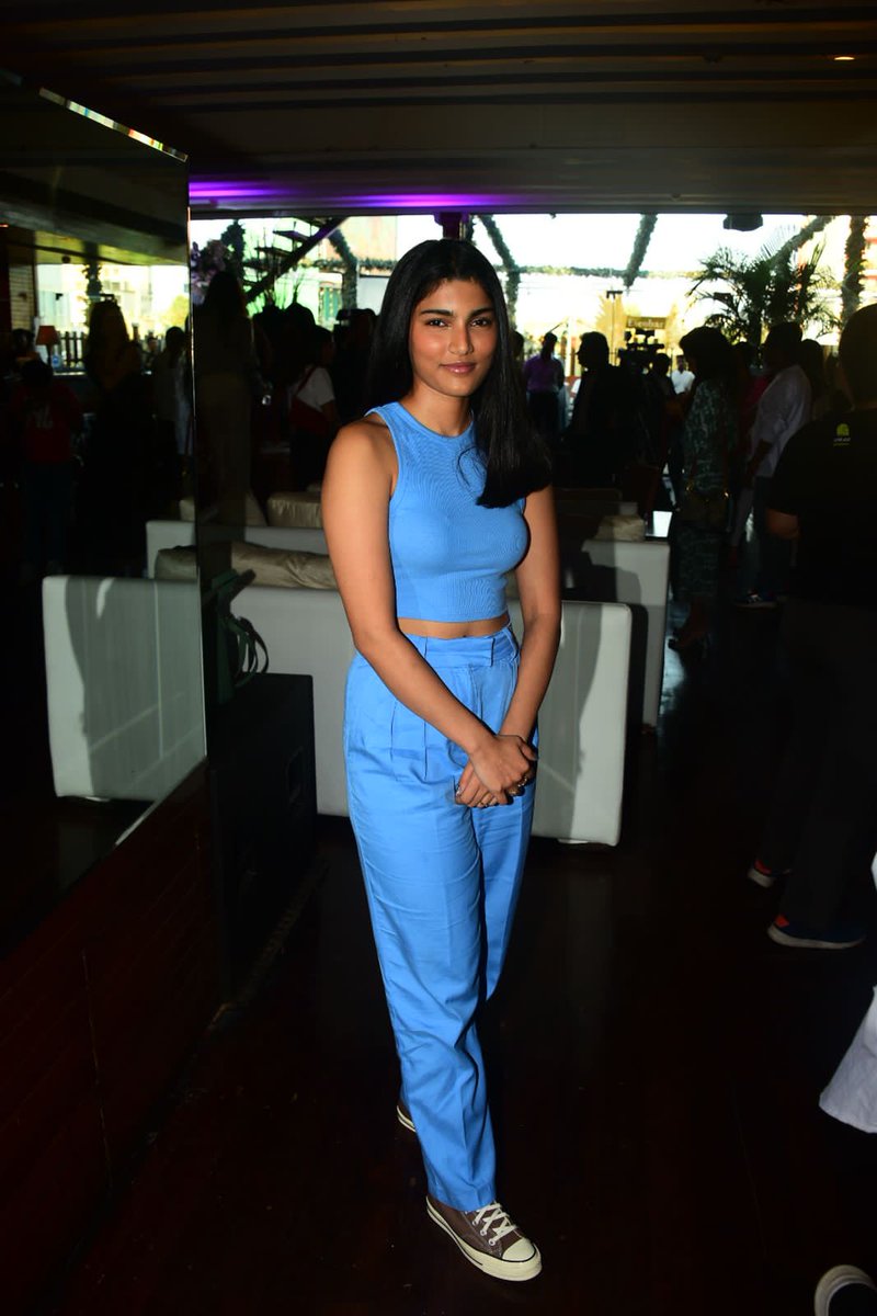 #Alizeh attends the book launch event of #DrJaishreeSharad
.
.
.
.
#alizeh #talkingbling