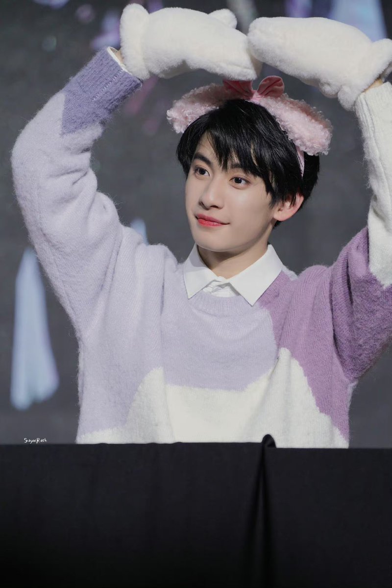 CKanthama's tweet image. คือบั่บบบบบเเกกกกกกกน่ารักมาก~~🥹

#YanKe #闫钶 #YiAnMiddleSchool #易安中学