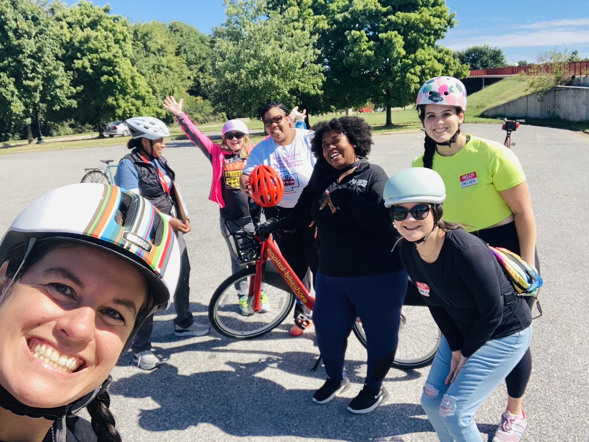 kevingilliganDC's tweet image. .@WABADC and @BWBDC volunteers provide some awesome bike lessons, including those catered to women and families (&amp;amp; @erinfordc loves it!). Check out their offerings at #ANC4B's Earth Day Resource Fair tomorrow, 4/29, 11 am - 2 pm, at Whittier ES.