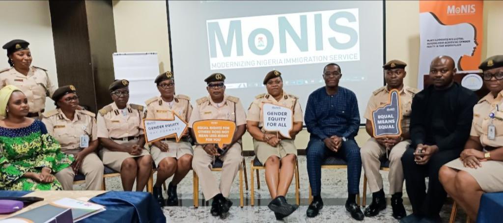 ICMPDWestAfrica's tweet photo. Gender mainstreaming at Nigeria Immigration Service. NIS is modernizing! https://t.co/XnOMkUlDAR