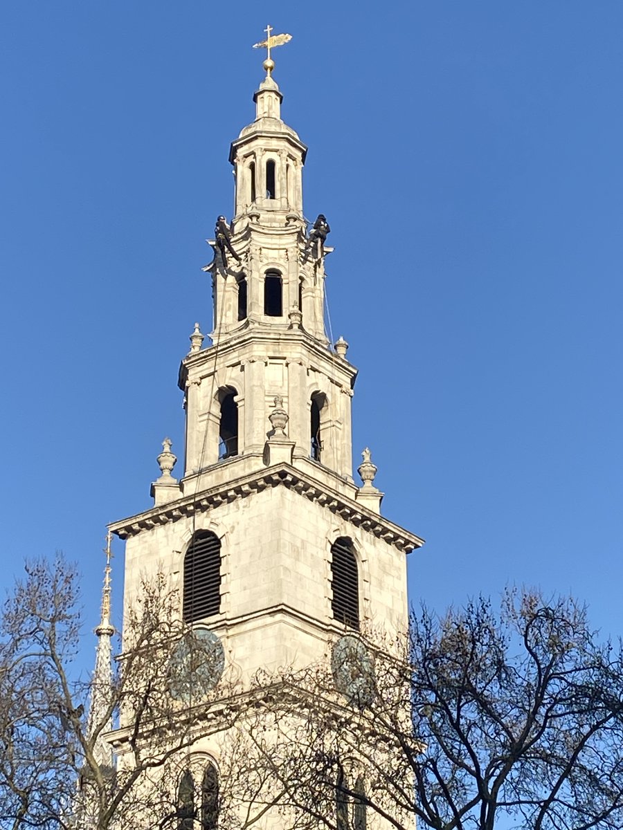St Clement Danes Church tweet media