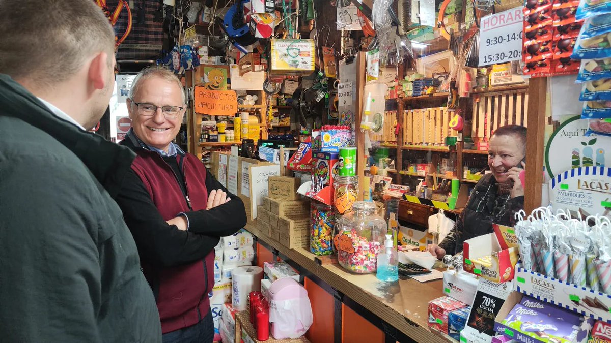 Cuando conocí a Aurelio le prometí ir #Taramundi, un lugar precioso y con un patrimonio histórico y cultural de gran valor
📷 Apostar realmente por el #turismo rural es una oportunidad de cambio y crecimiento para localidades que sufren la pérdida de población
#AsturiasentreTodos