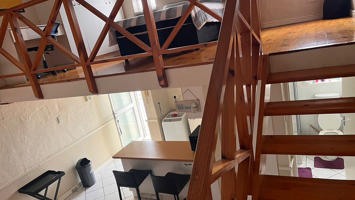 _Nongwenya's tweet photo. Bachelor Unit in Humewood Gardens, R5500 per month.
#PEtwitter https://t.co/9HCS4VJWLh