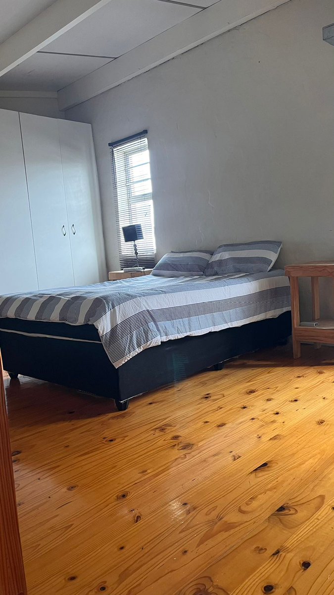 _Nongwenya's tweet photo. Bachelor Unit in Humewood Gardens, R5500 per month.
#PEtwitter https://t.co/9HCS4VJWLh