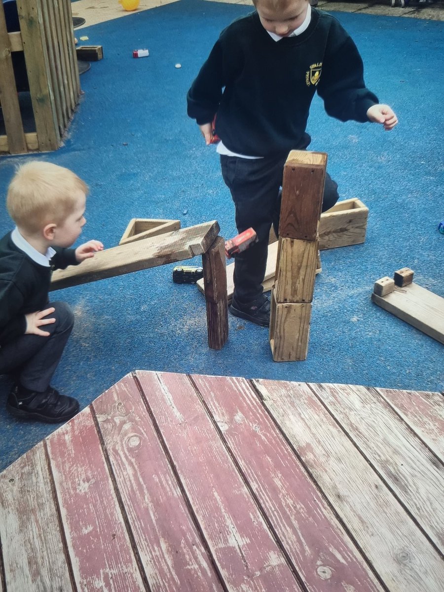 Gedneychurchend's tweet image. A great week of balance biking and child initiated learning in EYFS! #busyweekoflearning #EYFSfun @InfinityAcad @SpaldingPriAcad