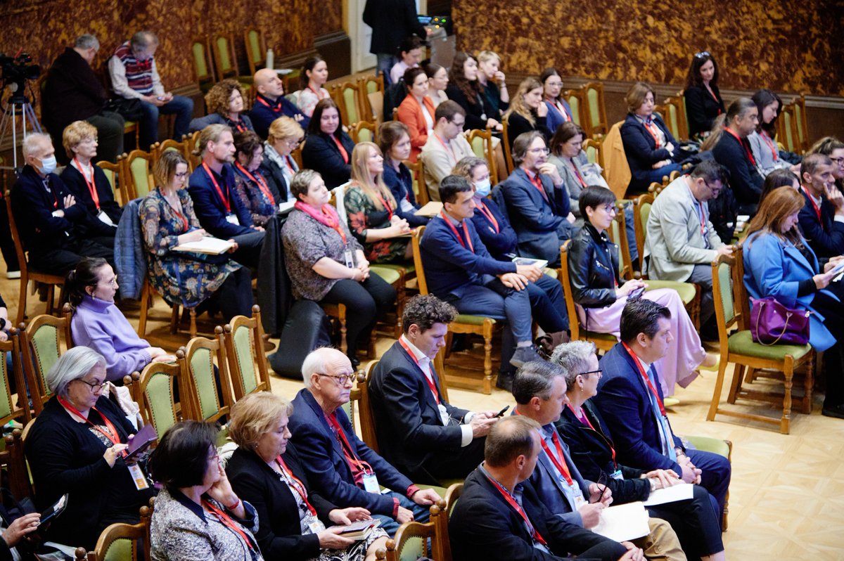 Hun_Nat_Museum's tweet photo. We are glad to announce that the conference entitled First Kings of Europe – Leadership and Inequality in Prehistoric Southeast Europe has finished this afternoon and turned out to be an excellent scientific event for both the presenters and the audience. https://t.co/o1eBDCPaPC