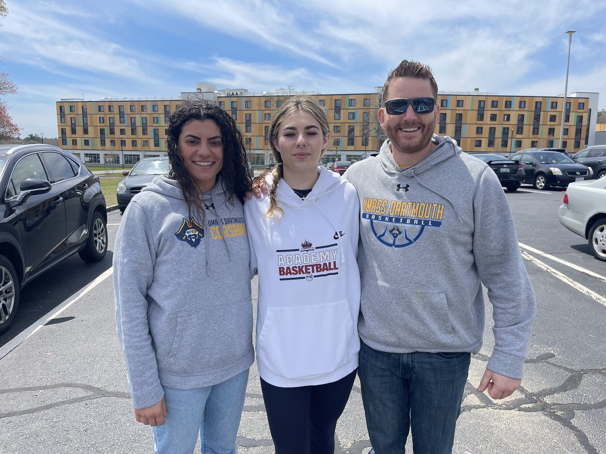 Our 2024 Guard, Madison Carlo (<a href="/madisoncarlo44/">Madison Carlo 28’</a> ) on an unofficial visit w/ some of the best around, <a href="/MattDucharme/">Coach Matt Ducharme</a>!!! Thank you coaches for your time!