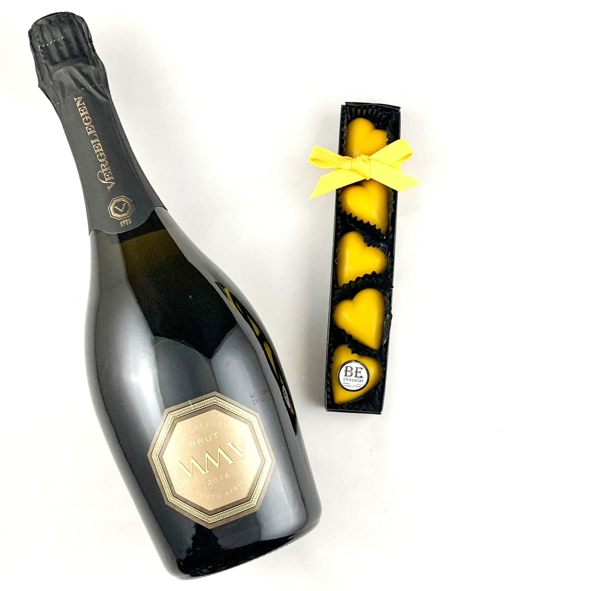 VClubwine's tweet photo. Mother's Day - May 14th. Vergelegen Wine + Belgian Chocolate... Spoil that special Mom
BE Chocolat #mothersday #vergelegen #vclubwine #vergelegenwine #belgianchocolate #southafricanwine https://t.co/GlaOMRI8oG