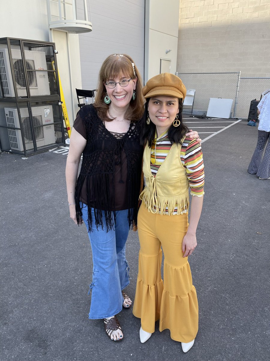 MichelleMacumbe's tweet photo. FBF to the #70s ✌🏻☮️ ! I had my board recert exam Tues at noon then hopped a flight ✈️ at 535pm to #LasVegas to be in @DebbieGibson ‘s #LoveDontCare music🎶 video🎥🤩🥰. #DebbieGibson #TheBodyRemembers #Thankful4Debbie #DiamondDebhead #Thankful #Debhead #VegasBaby #VivaLasVegas https://t.co/WTOWLX6NAA