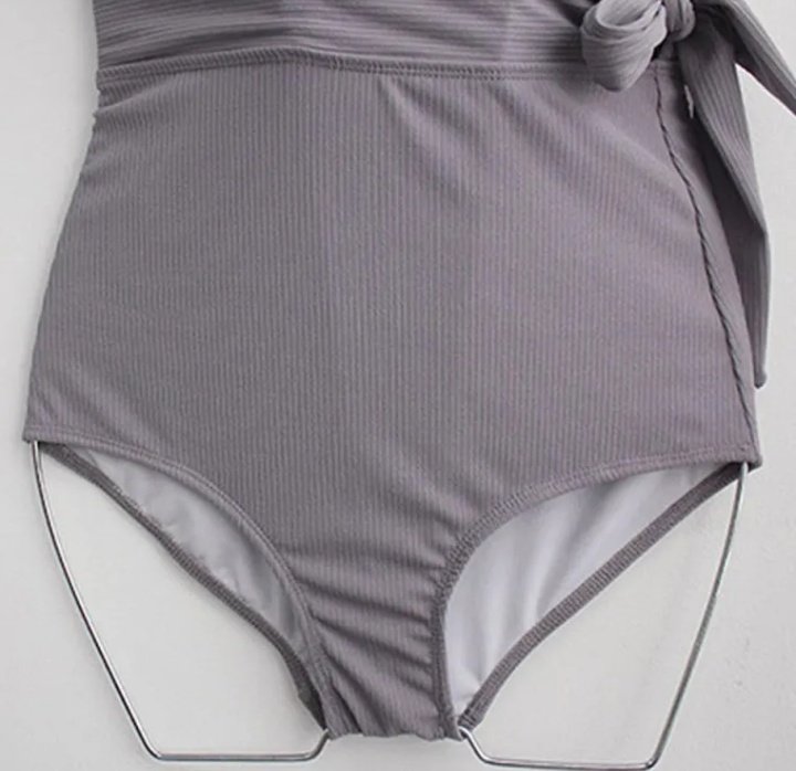 BartolomNim's tweet photo. Check out Bikini or One-Piece Swimsuit Swimwear for Beac...at 7% off!₱274.00 only!Get it on Lazada now! | https://t.co/xXAtssRBR4 https://t.co/laRfamgjJW