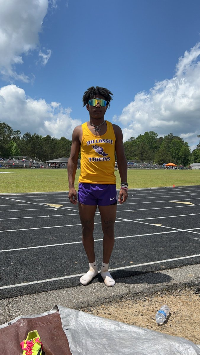 TallasseeTrack's tweet photo. Congrats Lil T! 5th place finish in TJ at Sectionals!  #onthebus #statequalifier https://t.co/lU0aWd109l