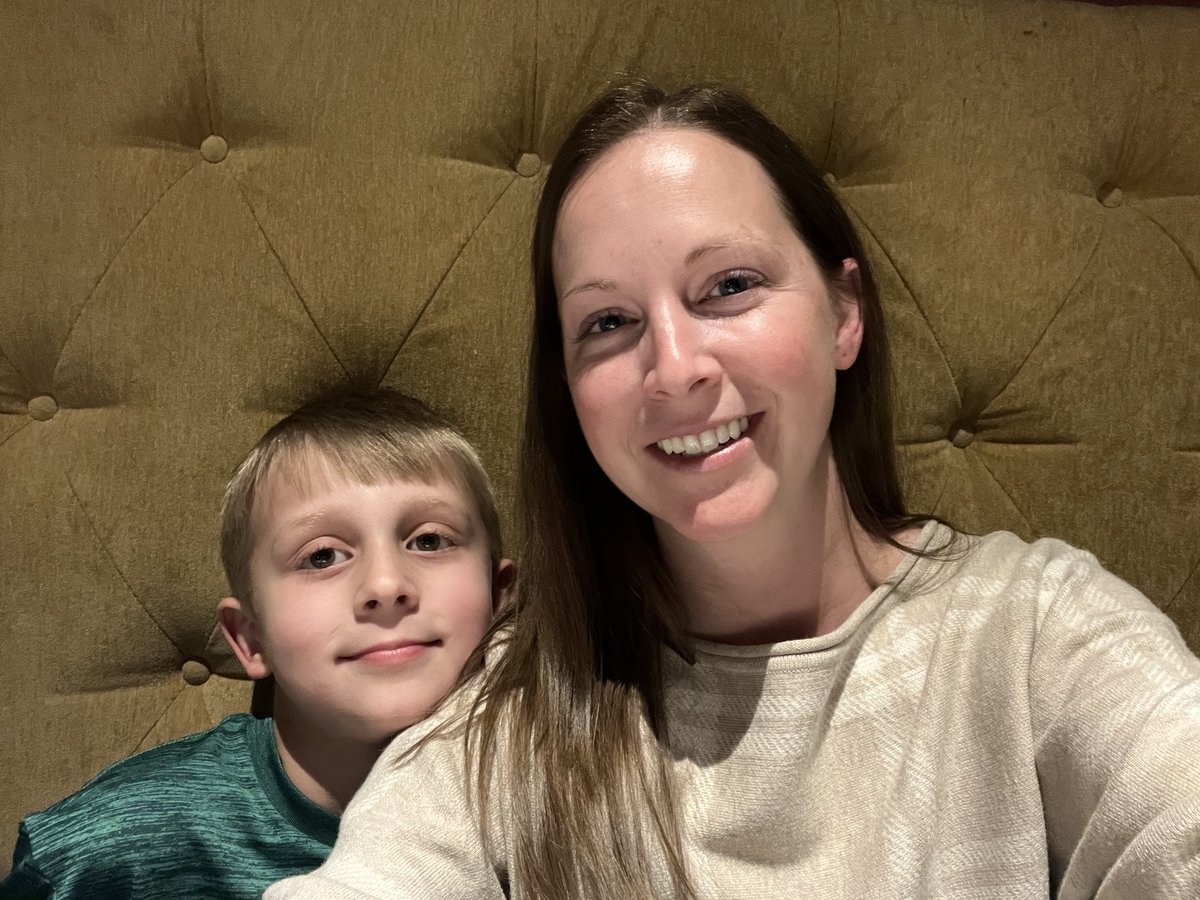 WashUMedOrtho's tweet photo. Kelly Thies, Administrative Professional for the sports and foot &amp; ankle teams, has been awarded the 2023 @WUSTLmed Operations Staff Award! 🏆

Congratulations, Kelly, on winning this prestigious award!

#WashUOrtho https://t.co/QnYqwGlRU9