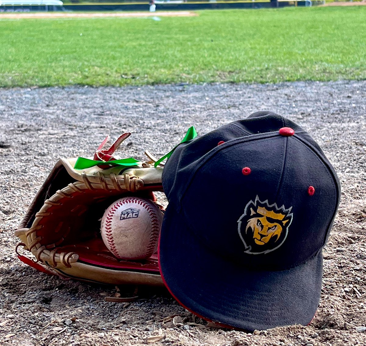 King's College SAAC tweet media