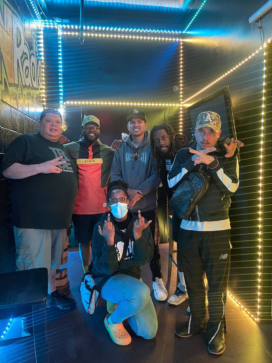 HBKGANG3's tweet photo. Press runs 🏃🏾w/ @HBKSkipper and @isthatcj. Big thank you to @997now, All In Radio, and @BigReidRadio 💔🙏🏾 Seeing Green the album out now! Interviews otw 🤞🏾 https://t.co/PIJ4Scpb3k