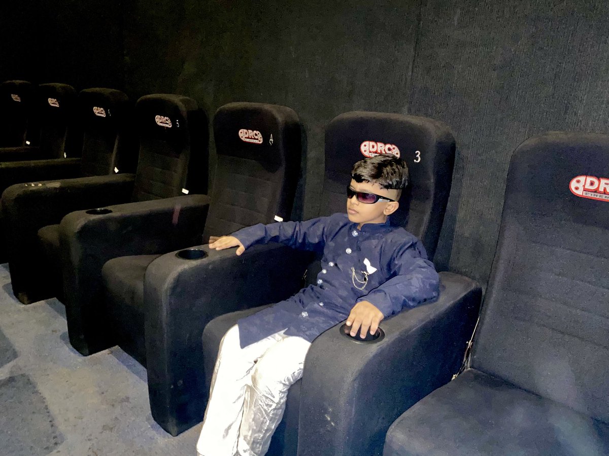 paapudarling's tweet photo. #Bogadi #mysore #maratikyathanahalli #DRC #drcmysore #bmhabitant #easyday #shivajisurathkal2 #movie #filmindustry #popcorn #frenchfries #sandalwood #sandwich https://t.co/vIiDcdQv3m