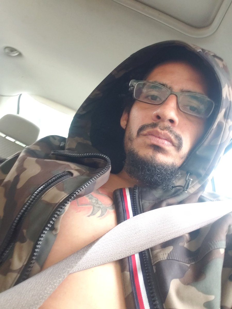 lbrfoeloe tweet media