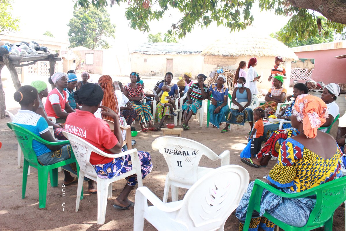 amazoonduweb's tweet photo. Cette A.V.E.C regroupe en son sein 26 femmes et adolescentes.
Le but est de leur permettre d'épargner et de prendre des crédits en vue de créer des activités génératrices de revue.@DevCanada
@ACF_CI
@FemmejuristeCI
#Actfemmes #ACF2023 #AFJCI #ADW #regiondutchologo https://t.co/d3dTjLdqMP
