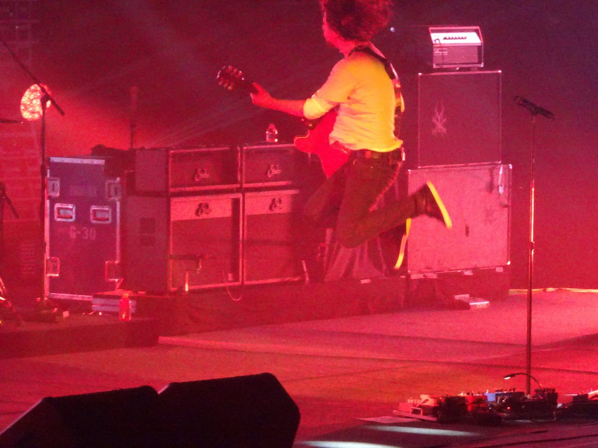 ijeffgarden's tweet photo. #FindYourWayBack...
#Soundgarden
April 28th, 2017
Tampa, FL
https://t.co/83hixj4snm https://t.co/58RR0hQcoi