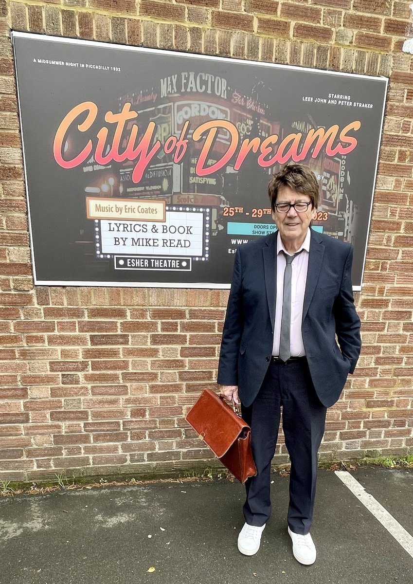 Thank you @MikeReadUK for your very warm welcome at @EsherTheatre. We both loved City of Dreams. Me I fell in love Eros (Don’t tell Gill) while Gill hummed City of Dreams all the way home to Croydon. Unsure opening or closing number