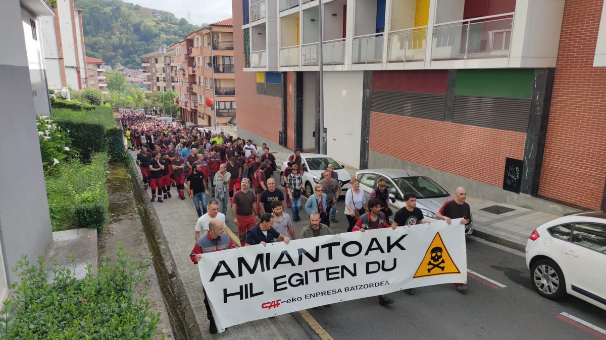 labcaf's tweet photo. Lan Osasunaren nazioarteko egunaren harira Beasain eta Irungo lan zentroetan lanuzteak eta mobilizazio ezberdinak burutu ditugu.

https://t.co/3oi42rowPn

#amiantoa #asviamie #CAF #beasain #irun https://t.co/35LGPrxmFP