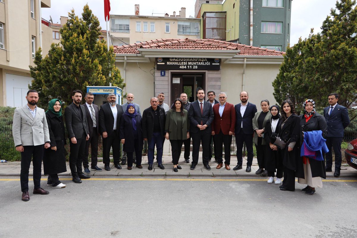 jsarieroglu's tweet photo. 📍Gölbaşı 

Ankara 1.Bölge Milletvekili Adayımız Sayın Tarık Kuyrukçu, İlçe başkanımız Sayın Selim Akceylan ve teşkilatımızla GOP Mahalle Muhtarlığı’nı ziyaret ederek muhtarımız İrfan Tosun ile mahallemize ilişkin konuları değerlendirdik. 

#BizHazırızAnkaraHazır https://t.co/ja8sc3RStB