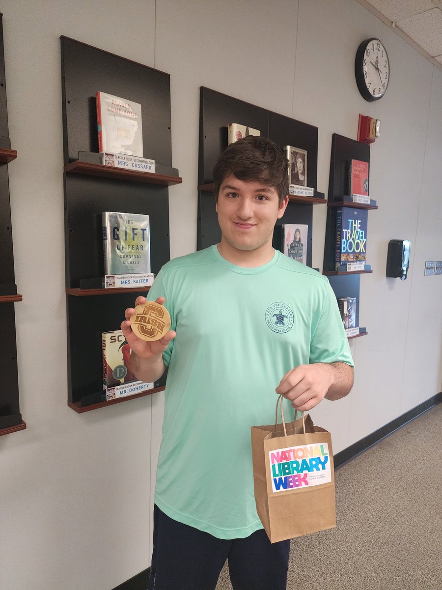 sciotolibrary's tweet photo. National Library Week winners announced today! Here are four of our ten winners! Thanks for all who participated! https://t.co/yQeQIfRS1w