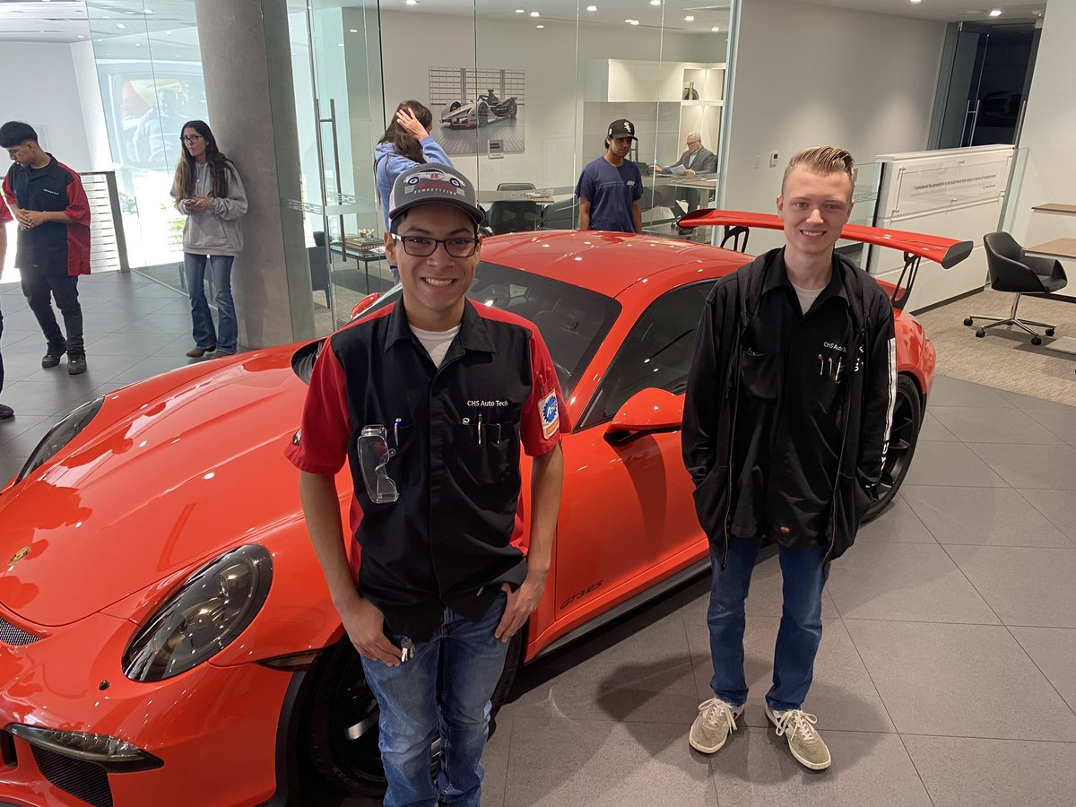 CHS_AutoTech tweet media