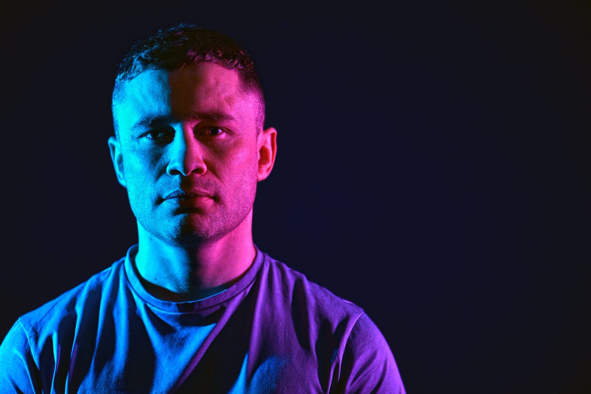 RealCFrampton's tweet image. A lot of young men battle with poor mental health, particularly in Northern Ireland. I've spent the last year working on a documentary where we look at some of their stories. 

Carl Frampton: Men in Crisis. Released 8th May on BBC One.

bbc.co.uk/mediacentre/pr…