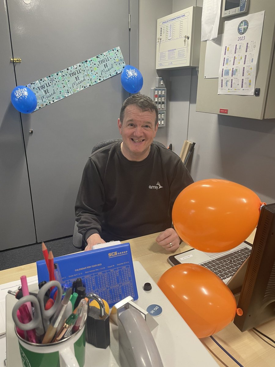 We said farewell today to our senior janitor Tom as he moves onto a promoted post with Amey. All the best from everyone at St Benedict’s 😃