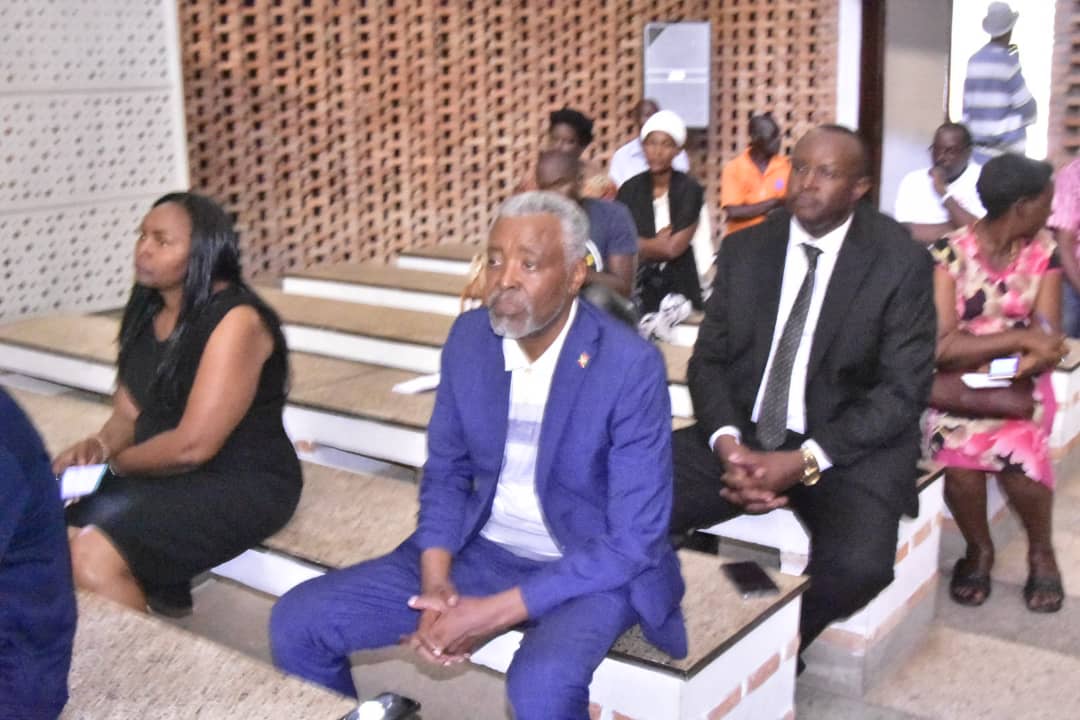 RTNBurundi's tweet photo. Après le pourvoi en cassation et annulation du ministère public, la Cour suprême, chambre de cassation vient de prononcer un arrêt qui casse et annule les jugements rendus par les Conseils de guerre de Bujumbura et Gitega, du 6 au 11 mai 1972. https://t.co/nnFiWyIcDg