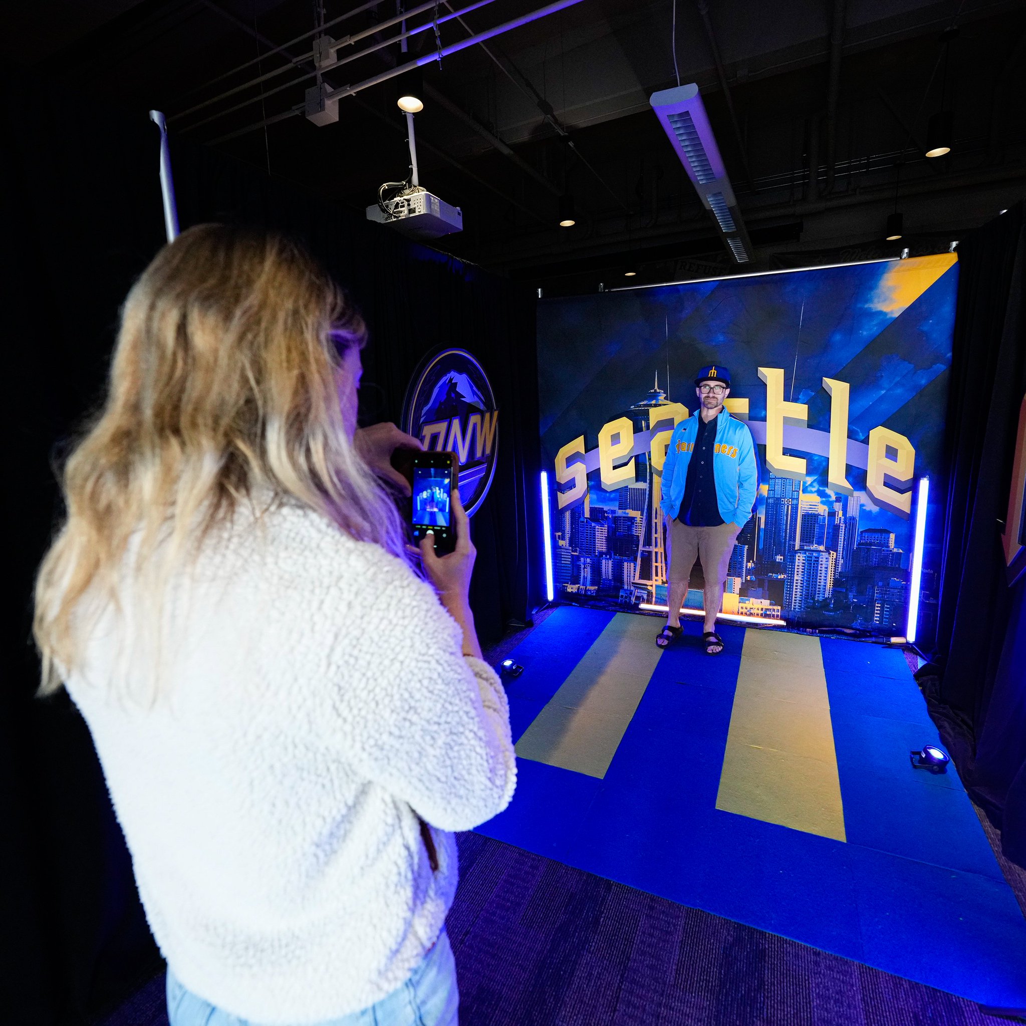 Mariners Team Store on Twitter "Step 1 Get your brandnew Mariners gear 🔱 Step 2 Snap a