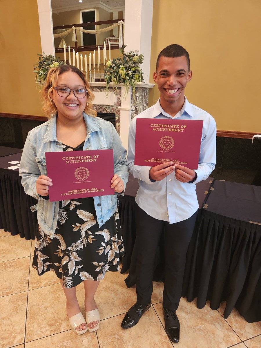 RedRaiderCT's tweet photo. Congratulations to Azariah Smith &amp; Colin Strickland. 👏👏 Two @DerbyRedRaider Seniors receiving the prestigious recognition during the SCASA Student Awards Luncheon.
@derbypssuper @DerbyCT https://t.co/OyAQteeZQ4