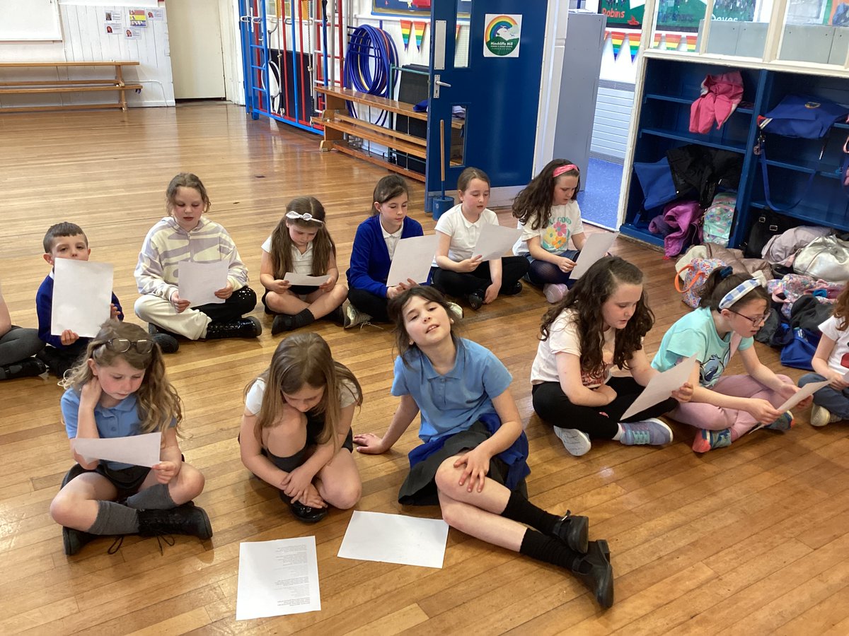 HinchMillSchool's tweet photo. Afterschool Clubs this term have started
#SingingClub #GamesClub #Bushcrafts #HinchliffeMillSchool #HinchMillSchool #FeldgeAndFlyHigh
@projectsports https://t.co/WCZAbQ1a71