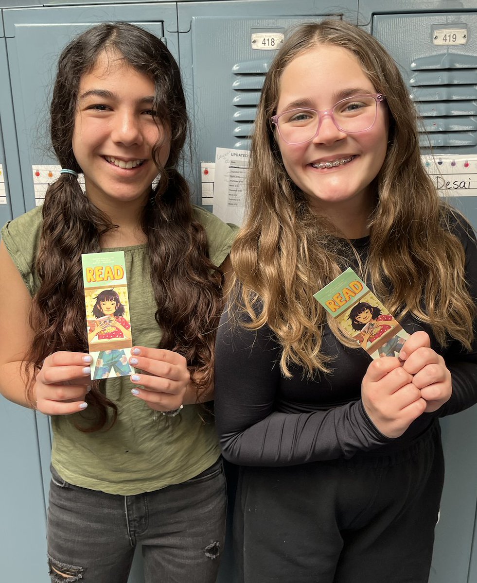 This week @WestmoorD28 celebrated #NationalLibraryWeek w/ a school created story, S created bookmarks, a little library trivia, Ss bringing in their <a href="/northbrookpl/">Northbrook Library</a> library cards to receive a <a href="/kellyyanghk/">Kelly Yang</a> bookmark, and a book wishlist raffle! I think we had fun. :) #empower28