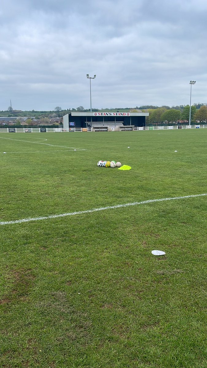 rhpsscfc's tweet photo. We have arrived. Kick off at 19:00 https://t.co/oYRNOyz6b4