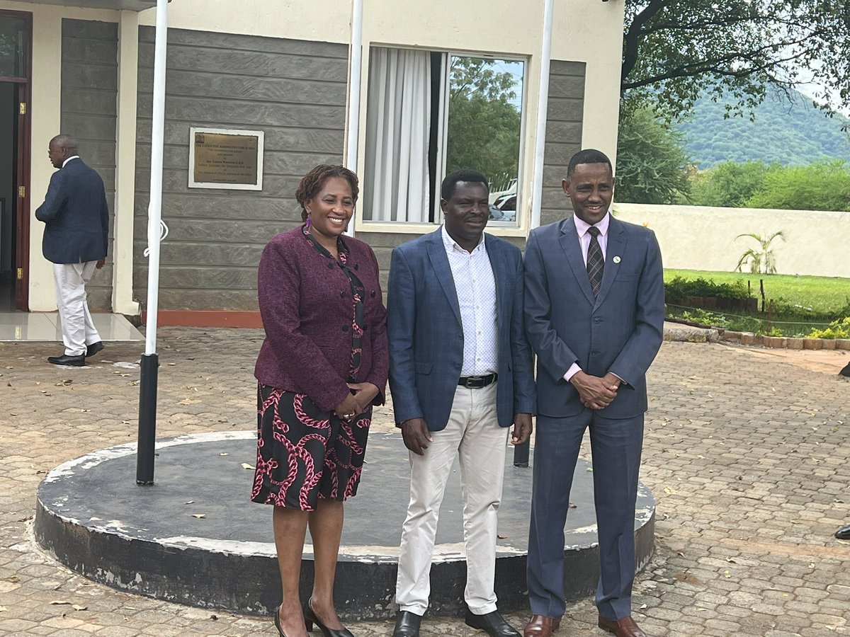DrAbeySheikh's tweet photo. Today, I attended  Tharaka Nithi chapter of the campaign dubbed “End the  triple threat” community dialogue (public Baraza) aim to sensitize citizens, duty bearers and leaders on ending teenage pregnancy ,HIV &amp; GBV among adolescents and teenage girls. https://t.co/uR4fJJnoSj