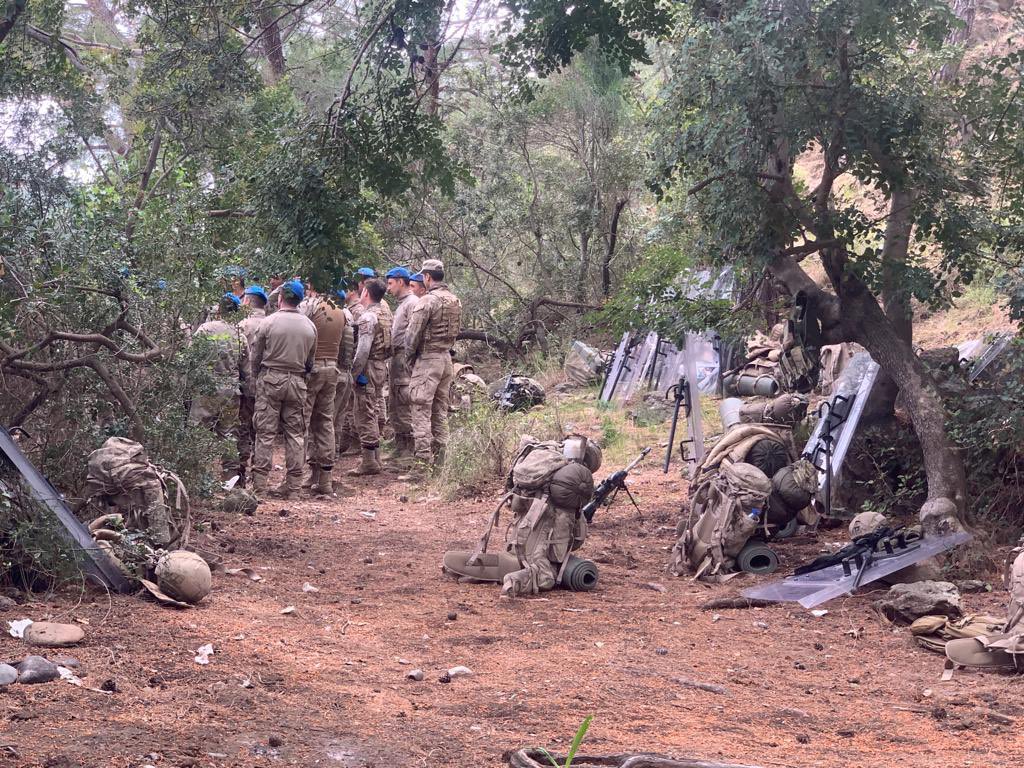 YusufYavuz3's tweet photo. Phaselis’te bakanlık eliyle uygulanan projede mahkeme 13 Nisan’da yürütmeyi durdurma kararı verdi ancak inşaatın seçimlere kadar bitirilmesi için uğraşılıyor. Turizmin başkenti denilen Antalya’da bugüne kadar silahlı askerler eşliğinde bir inşaat yapıldığı görülmüş değil. https://t.co/gNxu4tKDHz