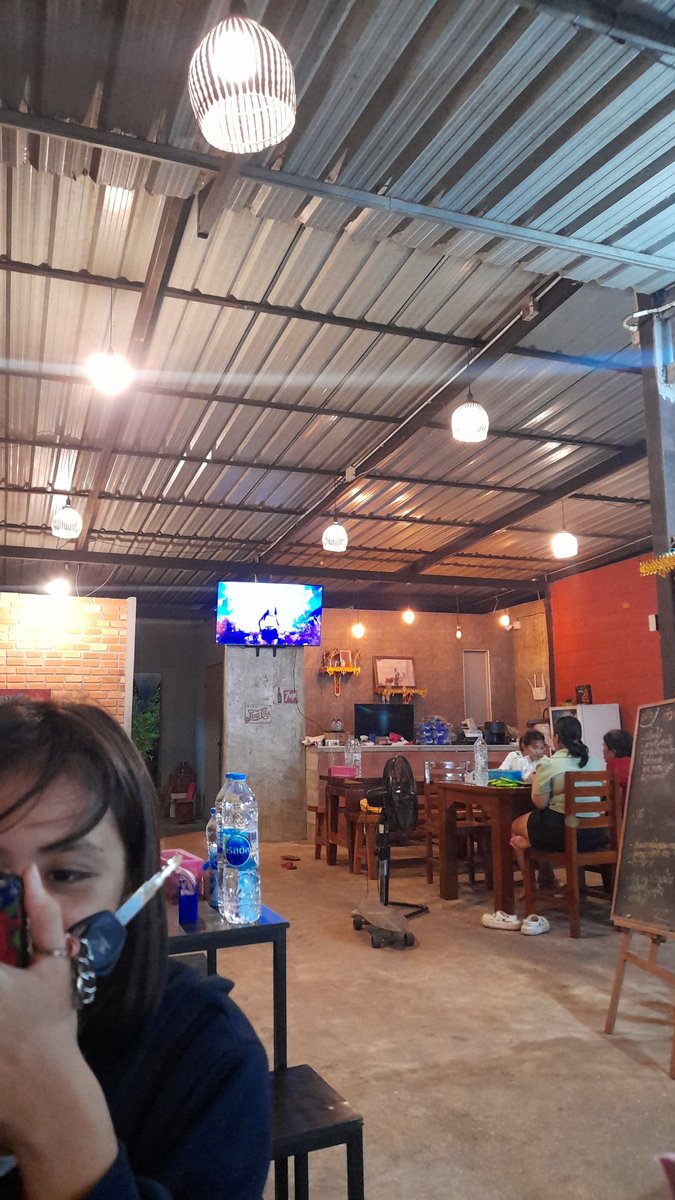 wishly_89's tweet photo. เป็นร้านข้าวที่อร่อยมากค่าา
#foureye https://t.co/Fg2e3w7aB7