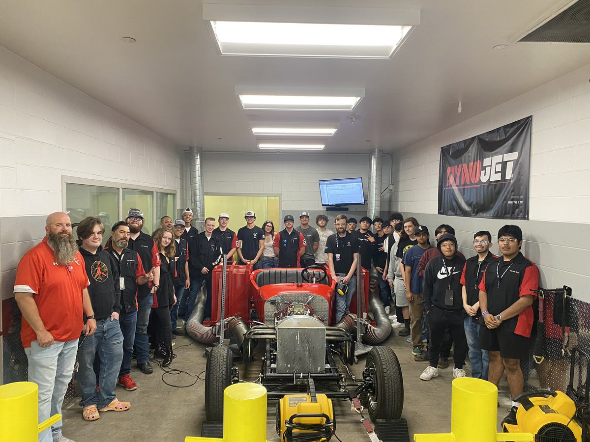 CHS_AutoTech tweet media